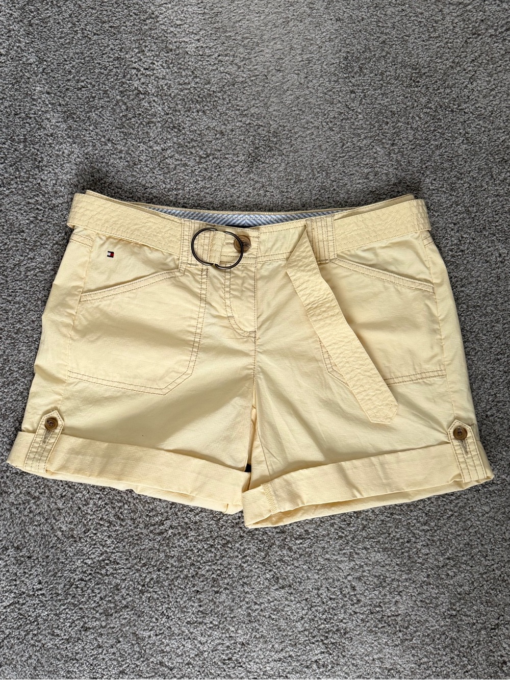 3 for $30 Tommy Hilfiger Pale Yellow Rolled-Hem Belted Shorts Size 4